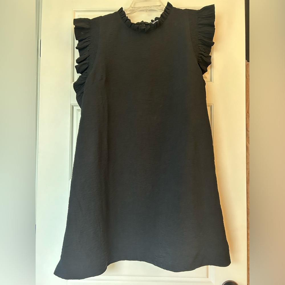 Black Dress with Ruffle sleeve sz. Large